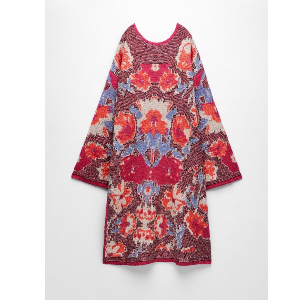 NWT ZARA FLORAL JACQUARD SWEATER